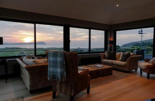 Newport House | Abernyfer Beach House