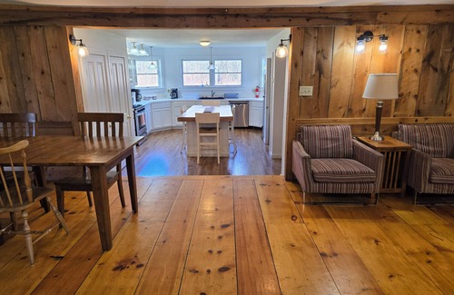 Tannersville Other | Abigail's Country House. 2 minutes To Skiing. Swimming, Hiking very close by.