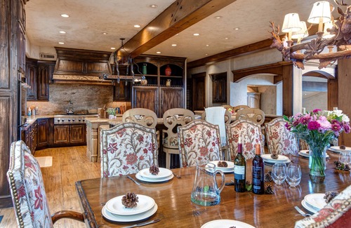 Deer Valley House | Abode at Chateau Jordan | Ski In/Out DV, Stunning Views, Gated Community
