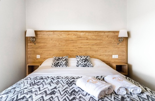 Saint-Pierre-du-Mont Hotel | Abor Hôtel