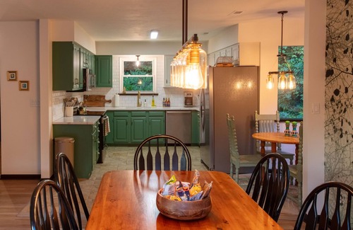 Fairview House | Above Asheville! Only 12 miles from Asheville but a world away!