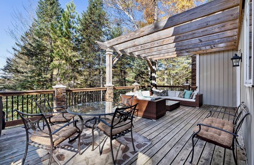Crosslake House | Above & Beyond Homes Featured Properties - RE/MAX Results