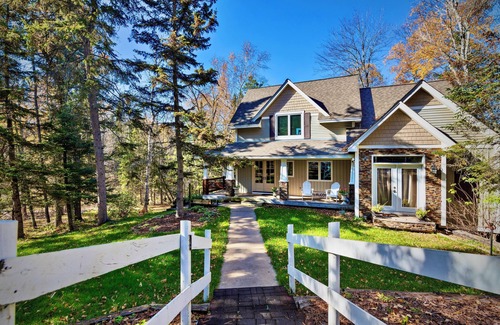 Crosslake House | Above & Beyond Homes - RE/MAX Results