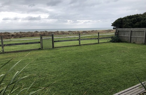Portarlington House | Absolute Beach Front - a minute walk to the BEACH!