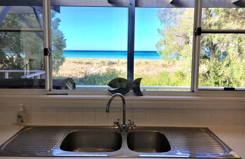 Quindalup House | Absolute Beachfront - Quindalup Beach House