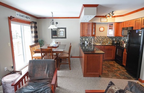 North Troy Condo | Absolute Slopeside Condo Private Entrance