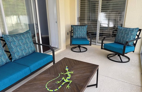 Mallory Square Villa | Absolutely chill villa in Mallory. Close to Sumter with all the amenities.