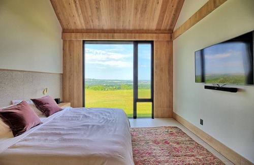 Creemore Other | Absolutely Stunning Country Home in Creemore! Modern Elegance! Pool! Views!
