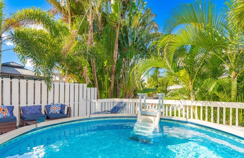 Colee Hammock Villa | Abstract 5-bedroom Villa + Pool @ Las Olas Steps To The Beach