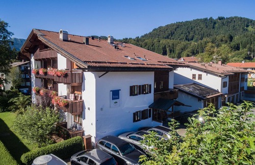 Bad Wiessee Apartment | Abwinkl, 3-zi., 1. OG, 2 Balkone, Ost - Ferienwohnungen Trinkl