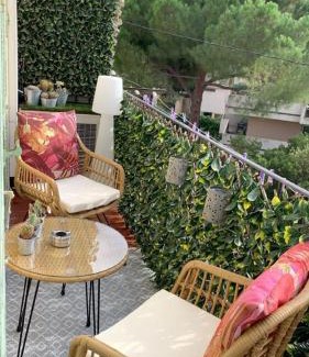 Le Cannet Bed & Breakfast | Aby