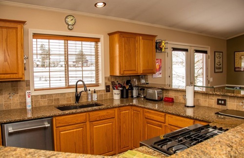 Pagosa Springs House | AC! Beautiful, Cozy Home, Walk to Village Lake