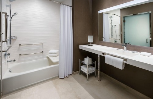 Five Oaks Hotel | AC by Marriott Portland Beaverton