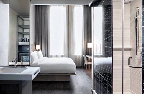 Downtown Hotel | AC Hotel by Marriott Grand Rapids Downtown