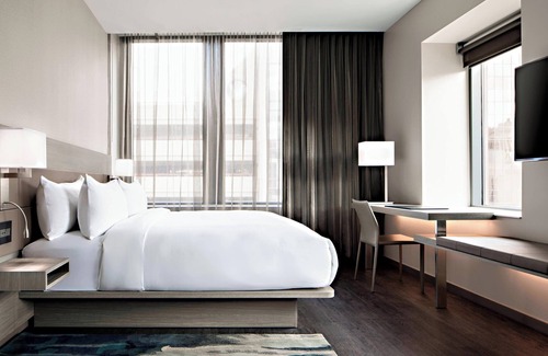 Downtown Hotel | AC Hotel by Marriott Grand Rapids Downtown