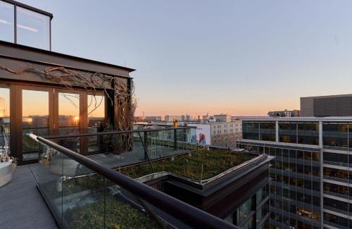 Mount Vernon Square Hotel | AC Hotel by Marriott Washington DC Convention Center