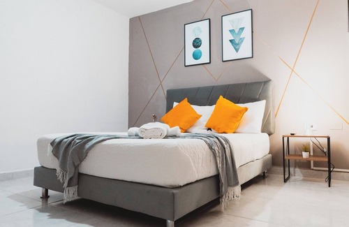 Laureles - Estadio Bed & Breakfast | AC - House Laureles - Self Checking
