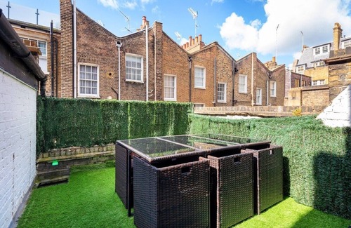 Marylebone Apartment | AC + Patio Mini Castle By Oxford Circus 4BR 2.5Bth