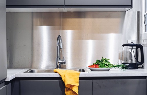 Quartier Sainte-Avoye Apartment | AC triplex in Le Marais for 8 people