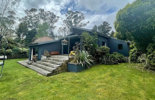 Acacia Bay House | Acacia Bay Gem - Private and stylish home