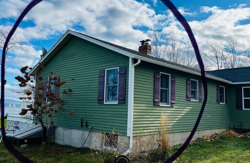 Trenton Apartment | Acadia 10 minutes away! Lovely apartment with kitchenette Island + water views!