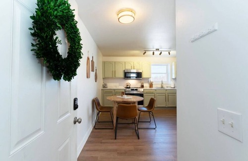 Trenton Apartment | Acadia Basecamp | 1 Gig Wi‑Fi & Walkable to Bakery, Lobsterhouse and More (2)