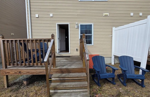 Trenton Condo | Acadia Villas! 7B Hunter's Way: A private neighborhood in the woods.