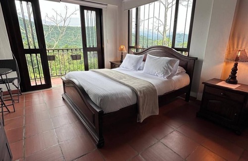 La Vega Hotel | ACAIMA CAFE