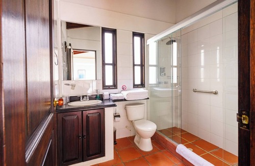 La Vega Hotel | ACAIMA CAFE