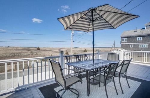 Newburyport House | Accepting 2025 Bookings - Modern Expansive Beach Front Ocean View