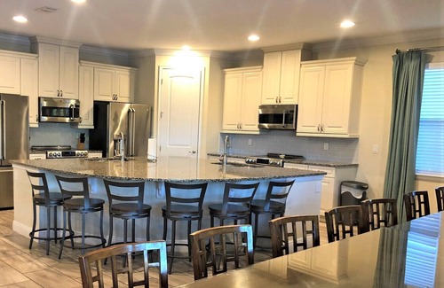 Reunion House | Access to 3 Private GOLF COURSES+2 Waterparks+POOL & SPA+Gameroom+THEATER+Disney