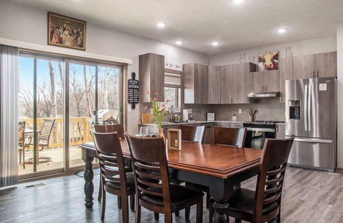 Council Bluffs House | Accessible Escape- Completely Handicap accessible!