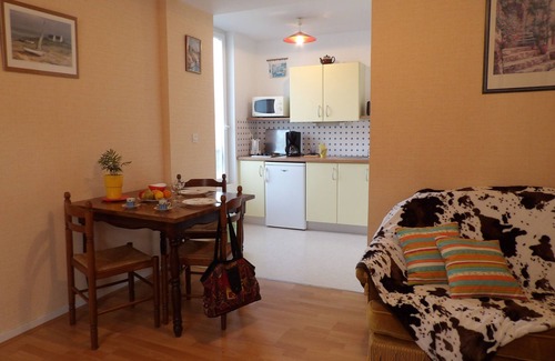 Treboul Apartment | Accommodation 607029 Marina 400m beaches 800m thalasso nearby shops