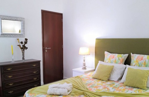 Caloura Cabin | Accommodation Caloura's Air