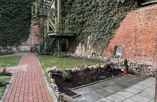 Schwerin Apartment | Accommodation directly at the Schelfkirche with terrace