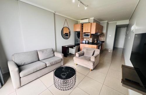 Durban Point Apartment | Accommodation Front - Scenic Sea View 2 Sleeper