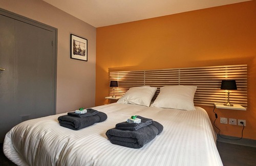 Le Puy-en-Velay Bed & Breakfast | Accommodation in the heart of Le Puy-en-Velay with parking and WIFI