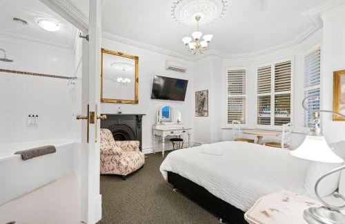 Fremantle House | Accommodation in Fremantle
