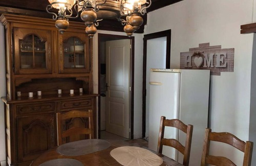 Maligny House | Accommodation near Chablis (WIFI)