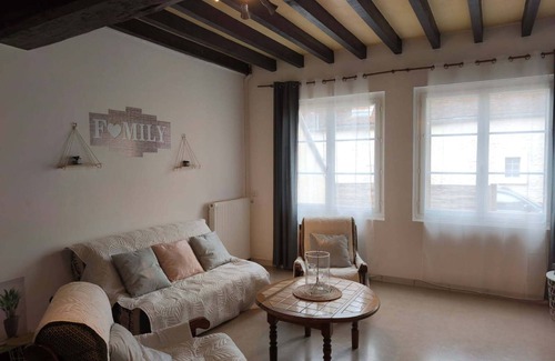 Maligny House | Accommodation near Chablis (WIFI)