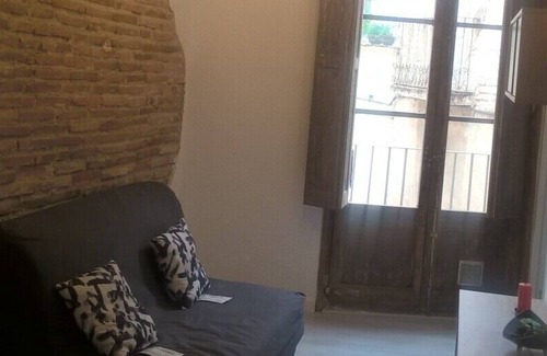 Reus House | Accommodation with 200 years of Antiguedad
