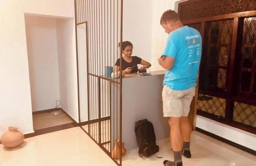 Seeduwa - Katunayake Apartment | Ace Airport Transit Hotel