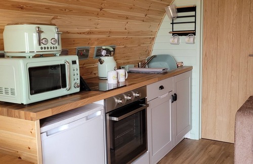 Spittal Cabin | Achmeney Glamping, larger than Average pod