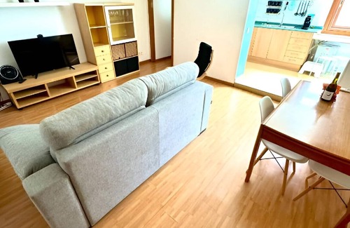 Sants Condo | Acogedor Apartamento en Barcelona