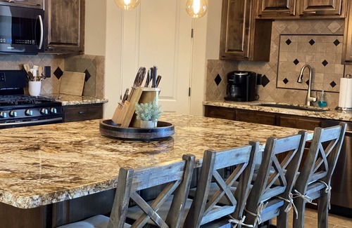 Lake Havasu City House | Acoma abode; secluded spa like oasis by the new Riviera