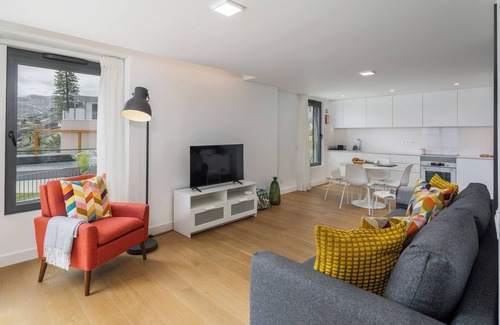 Sao Martinho Apartment | Acqua Residence VIII – Sea View and Pool