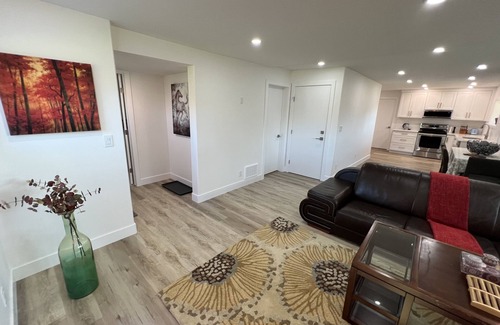 Red Deer House | Acreage Retreat on City Boundary