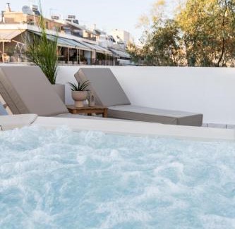 Koukaki Apartment | Acropolis Atelier, Plunge Pool Apartments