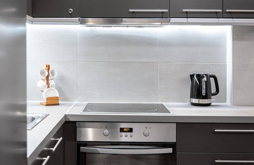 Koukaki Apartment | Acropolis Elegant Apartment Next To Metro Station, Walking Distance To Acropolis