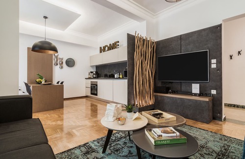 Makrigianni Apartment | Acropolis Executive Suite, Acropolis Museum View.